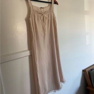 Elegant Cream/Pink Sleeveless Dress